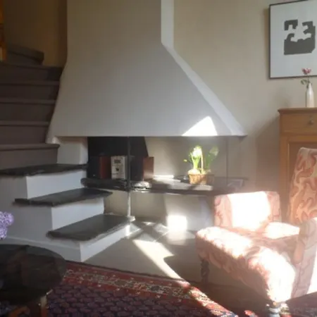 Living In - Saint Peres Paris